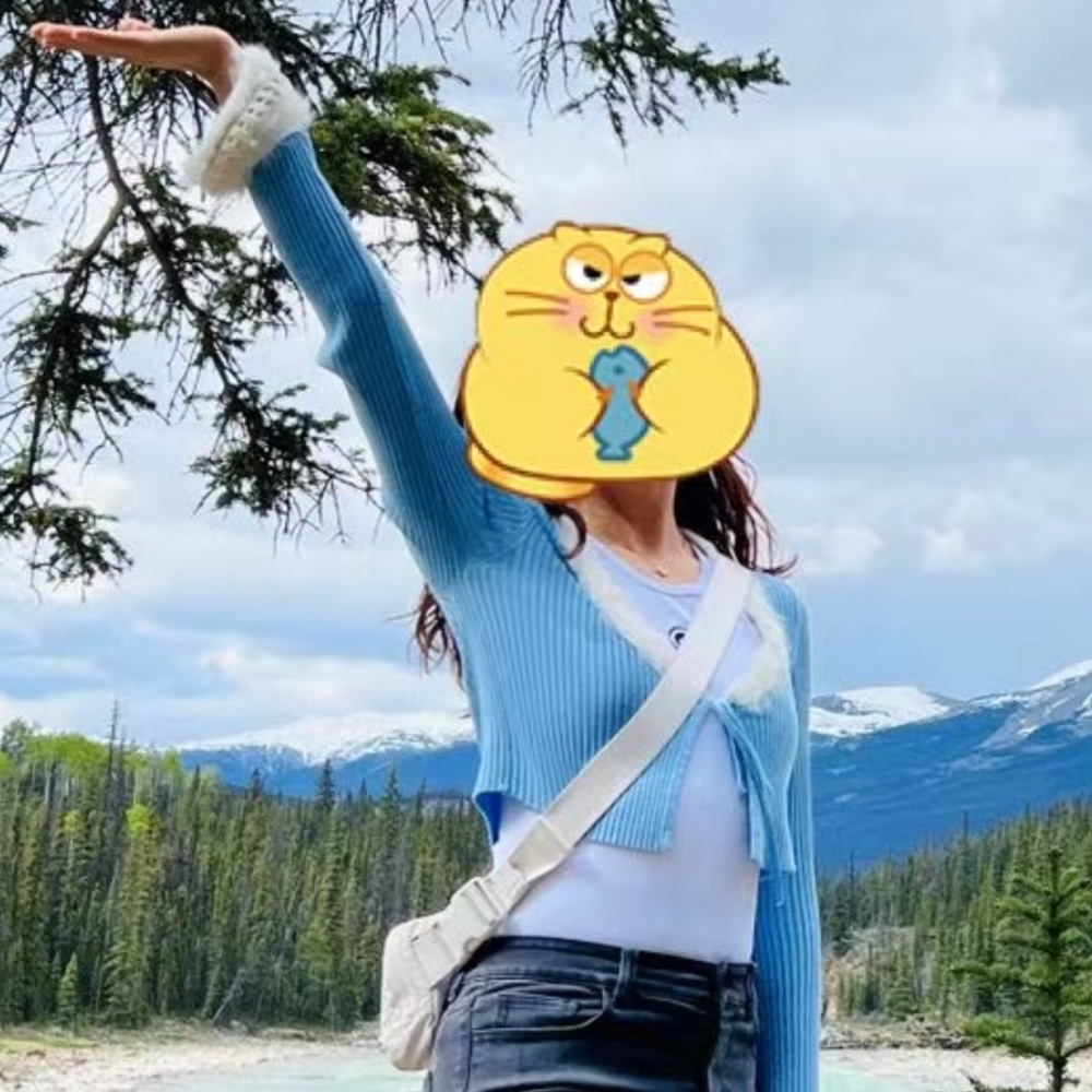 Free with 100 purchase - Urban Outfitters Blue Cardigan